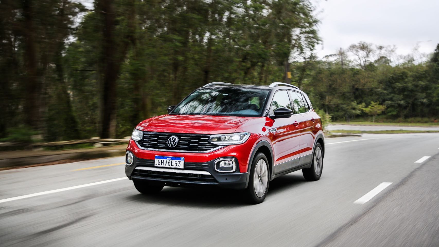 VW T-Cross volta a ser o líder dos SUVs, seguido pelo Jeep Compass
